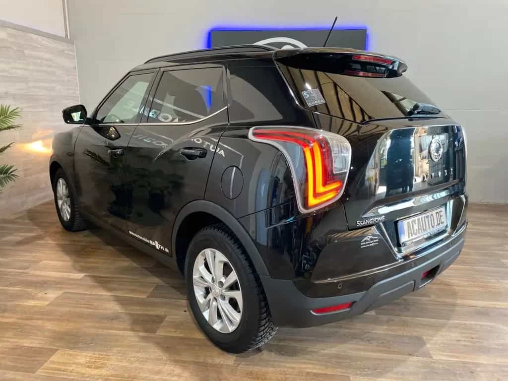Ssangyong Tivoli 1.5 T-GDi 2WD AT+SZH+SPUR+RFK+NAVI 10/2019-photo-9