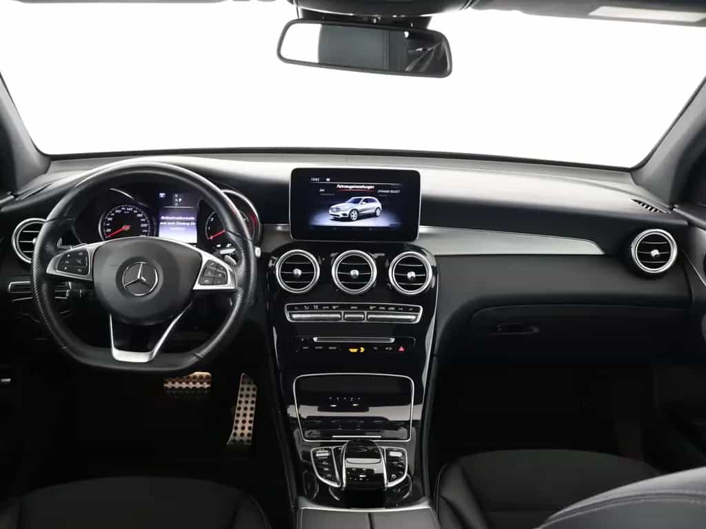 Mercedes-Benz GLC 250 4M AMG AHK Pano Comand LED Ambiente 01/2019-photo-10