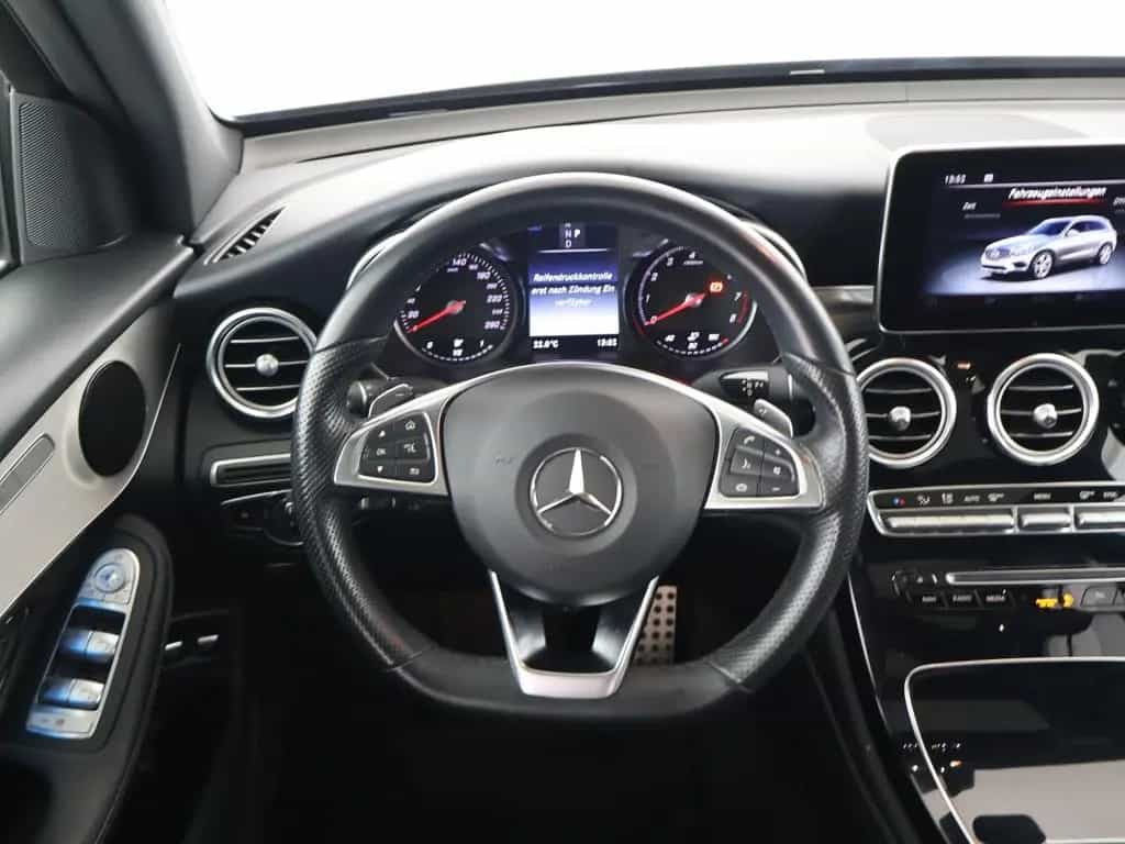 Mercedes-Benz GLC 250 4M AMG AHK Pano Comand LED Ambiente 01/2019-photo-11