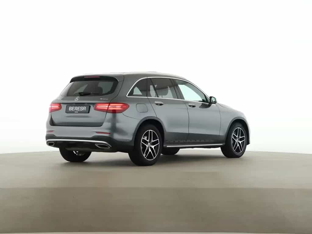 Mercedes-Benz GLC 250 4M AMG AHK Pano Comand LED Ambiente 01/2019-photo-6