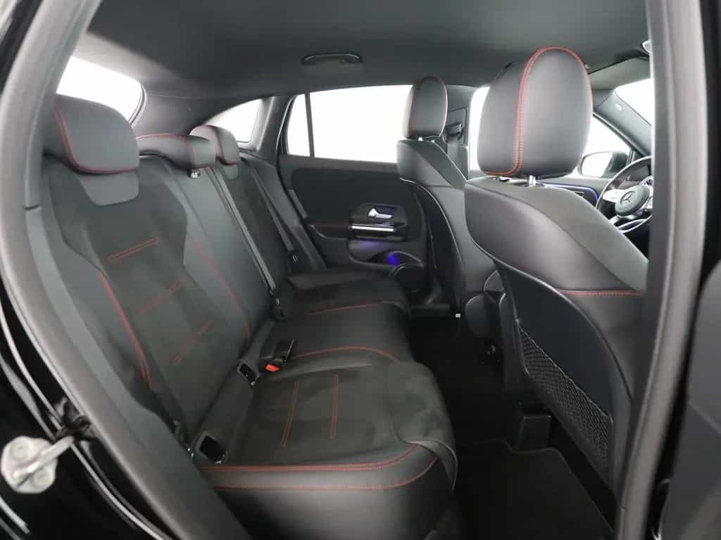 Mercedes-Benz GLA 200 AMG MBUX Kamera LED Navi Park-Ass. 04/2021-photo-14