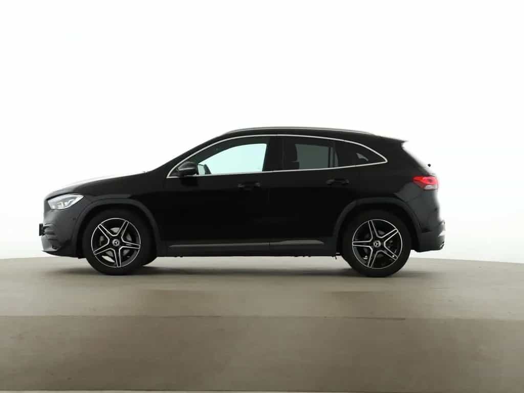 Mercedes-Benz GLA 200 AMG MBUX Kamera LED Navi Park-Ass. 04/2021-photo-3