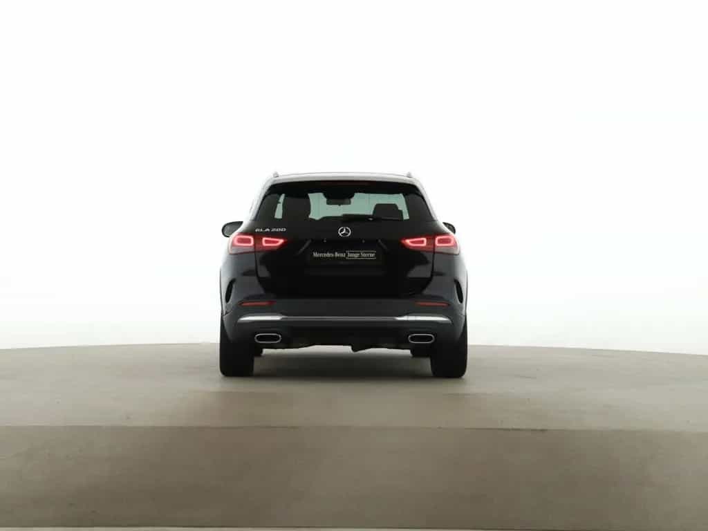 Mercedes-Benz GLA 200 AMG MBUX Kamera LED Navi Park-Ass. 04/2021-photo-5