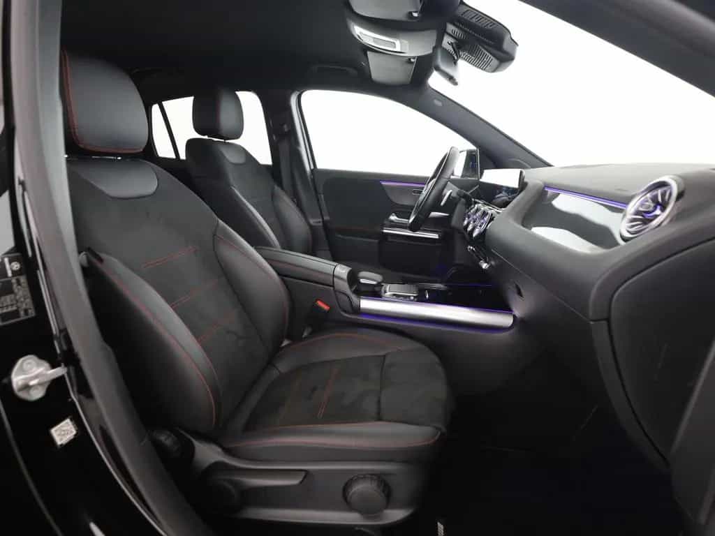 Mercedes-Benz GLA 200 AMG MBUX Kamera LED Navi Park-Ass. 04/2021-photo-9