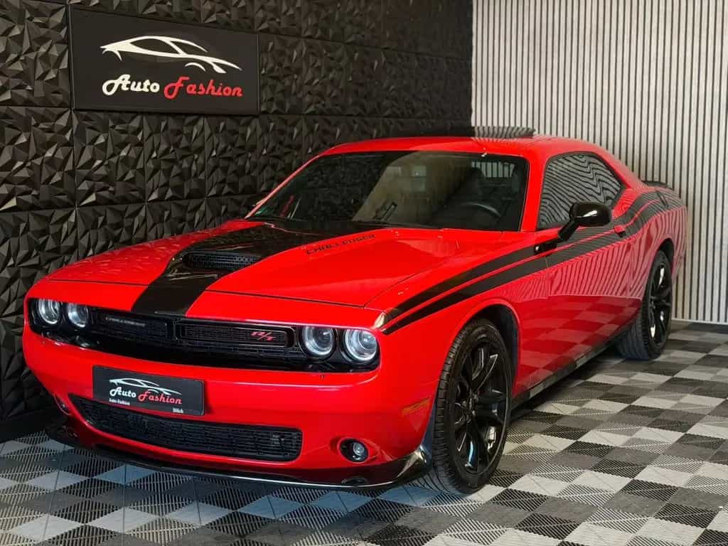 Dodge Challenger V6 3,6 SXT 09/2017-photo-0