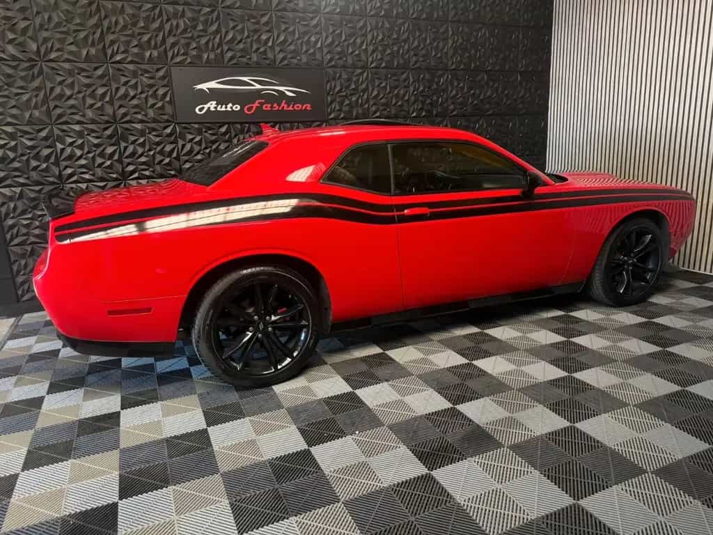 Dodge Challenger V6 3,6 SXT 09/2017-photo-12
