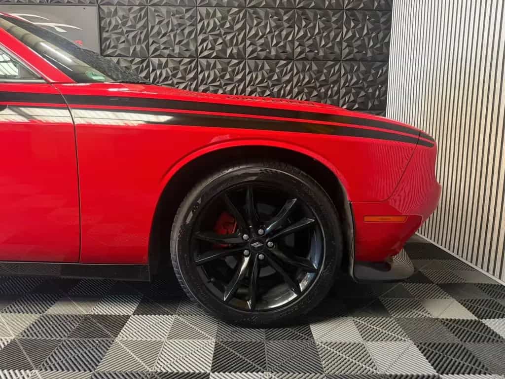 Dodge Challenger V6 3,6 SXT 09/2017-photo-13