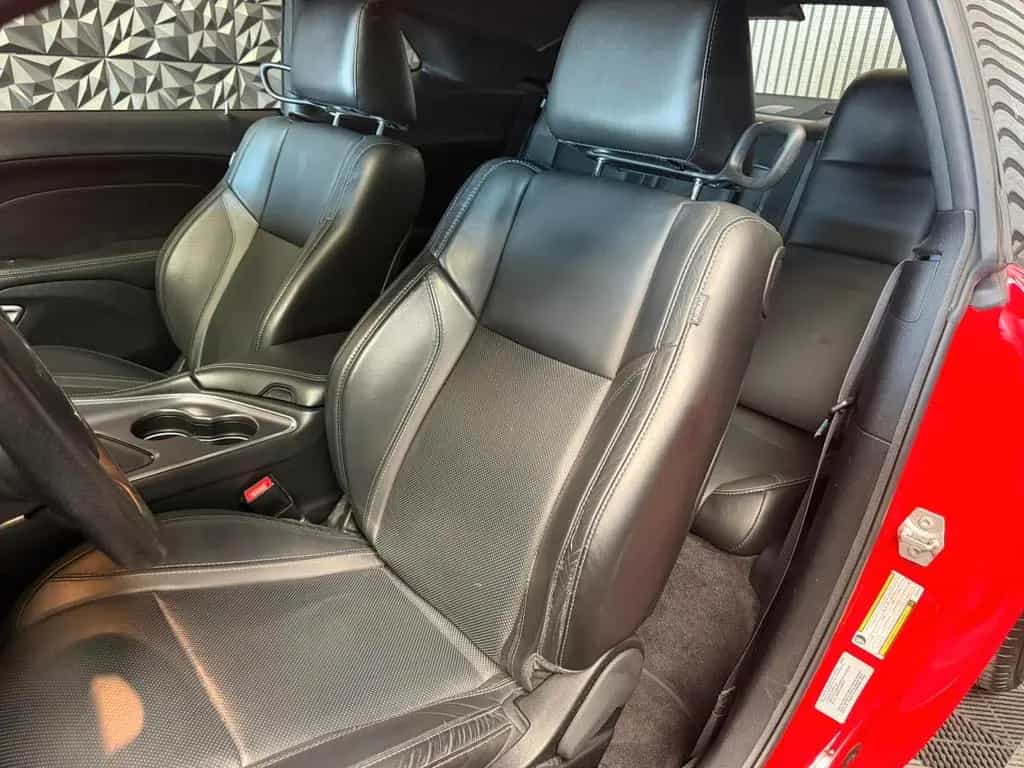 Dodge Challenger V6 3,6 SXT 09/2017-photo-20