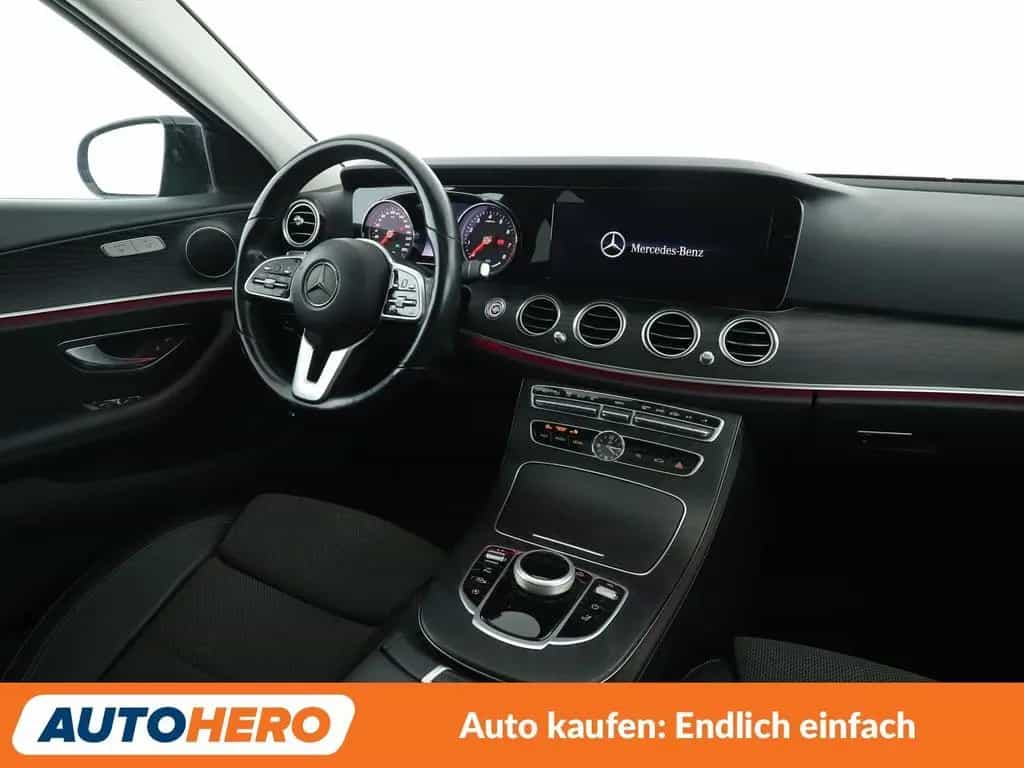 Mercedes-Benz E 200 Mild-Hybrid T 4Matic Avantgarde Aut. *LED* 10/2019-photo-12