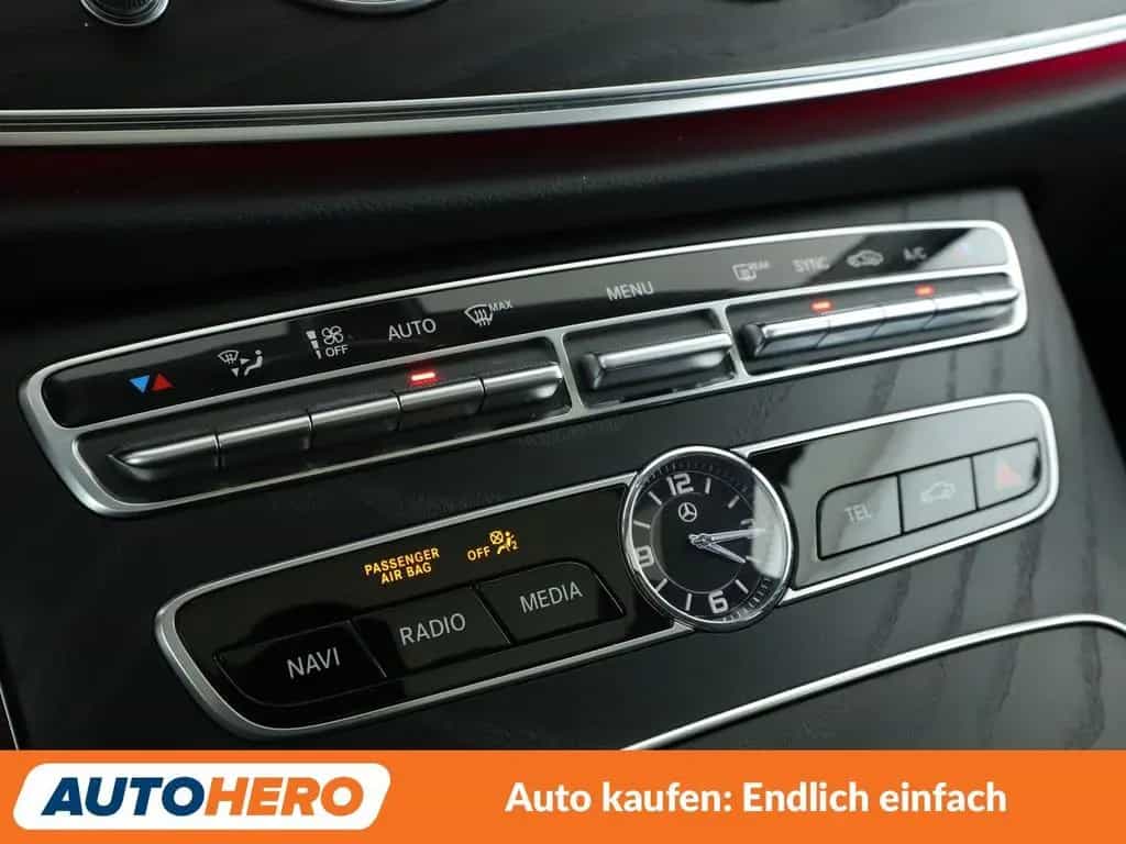 Mercedes-Benz E 200 Mild-Hybrid T 4Matic Avantgarde Aut. *LED* 10/2019-photo-23
