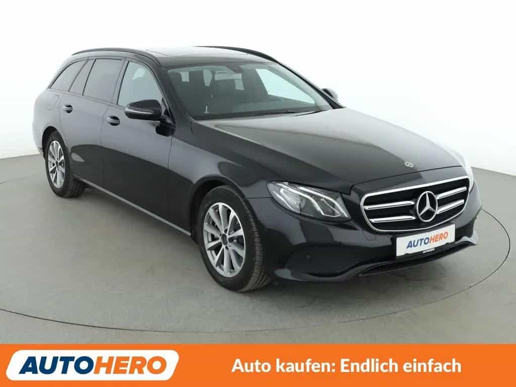 Mercedes-Benz E 200 Mild-Hybrid T 4Matic Avantgarde Aut. *LED* 10/2019-photo-7