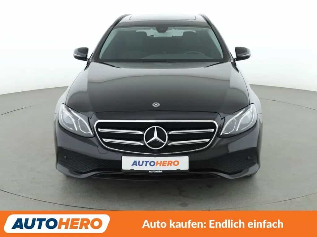 Mercedes-Benz E 200 Mild-Hybrid T 4Matic Avantgarde Aut. *LED* 10/2019-photo-8