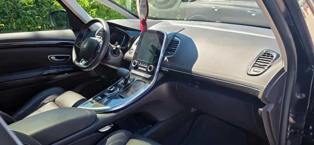 Renault Espace V Initiale Paris*NAVI*RFK*TMP*SHZ*PDC* 07/2015-photo-30