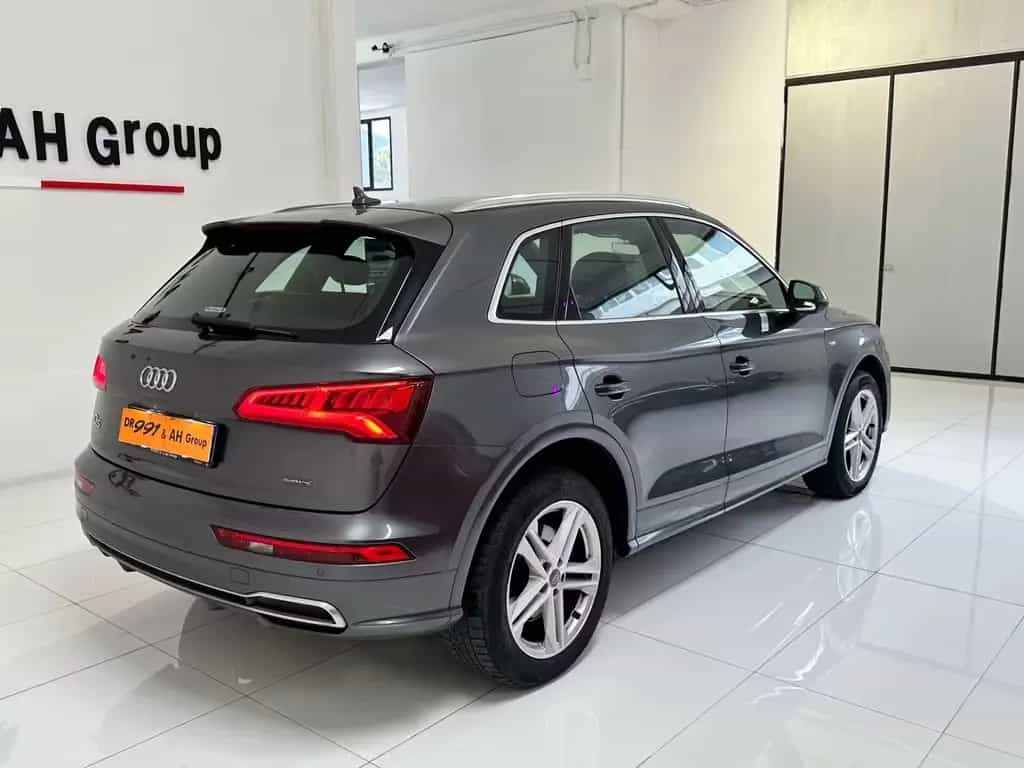 Audi Q5 40 TDI quattro S line plus 08/2020-photo-3