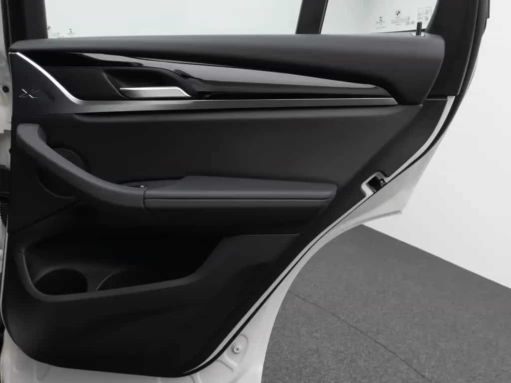BMW X3 xD20d Kamera DAB Leder Lenkradheizg Sport LED 04/2022-photo-29