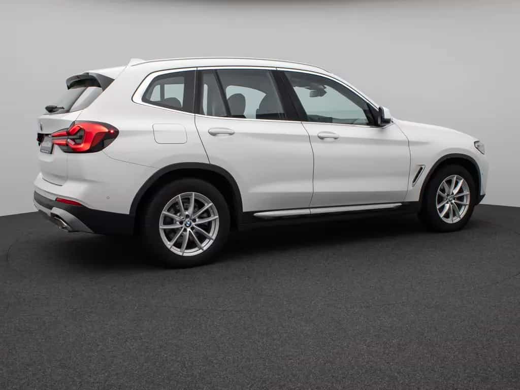 BMW X3 xD20d Kamera DAB Leder Lenkradheizg Sport LED 04/2022-photo-3