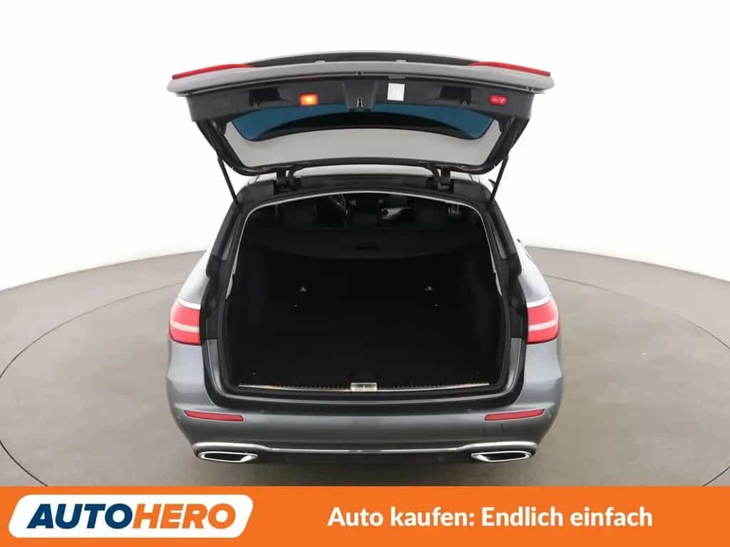 Mercedes-Benz E 220 d T 4Matic Avantgarde Aut. *NAVI*LED*PDC* 02/2018-photo-16