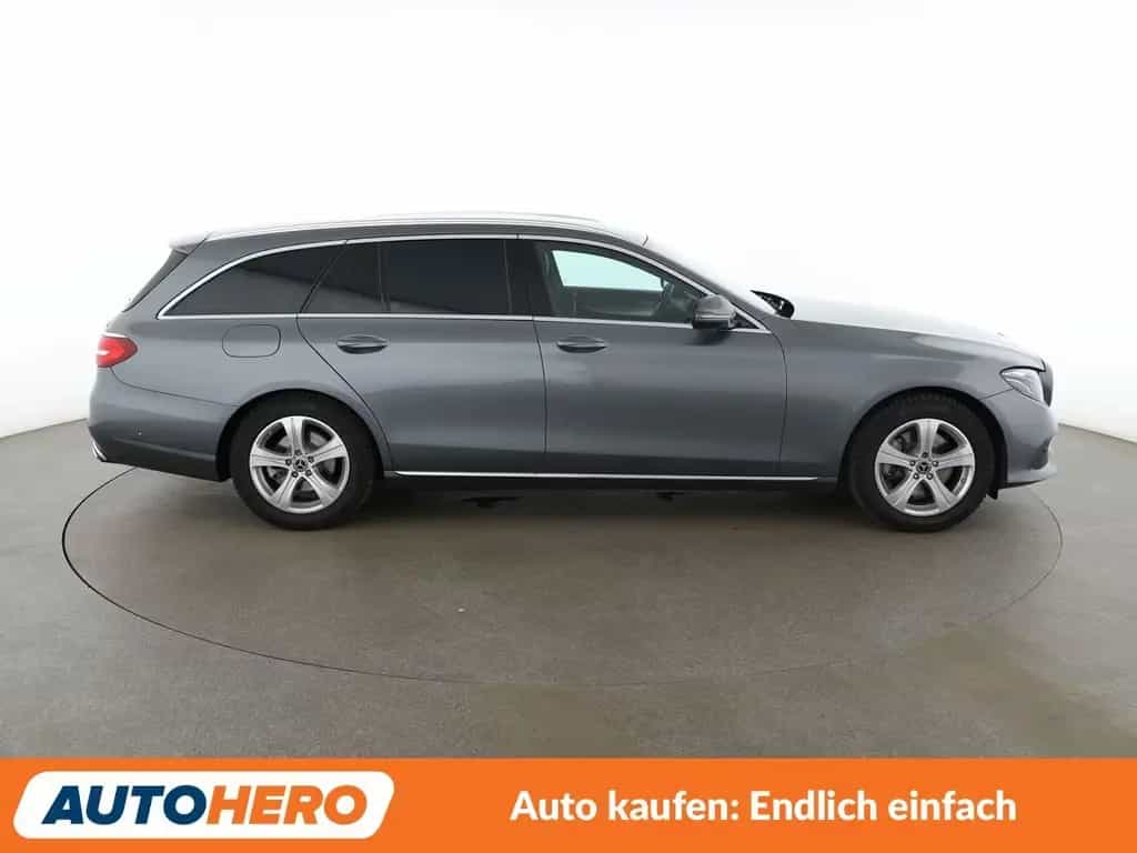 Mercedes-Benz E 220 d T 4Matic Avantgarde Aut. *NAVI*LED*PDC* 02/2018-photo-6