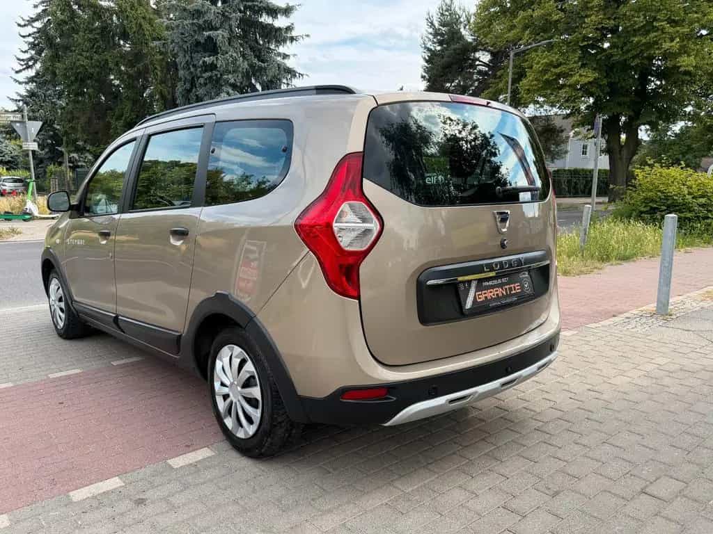 Dacia Lodgy 1.6 SCe STEPWAY*Navi*7xSitze*Tempomat*1.HD 11/2019-photo-5