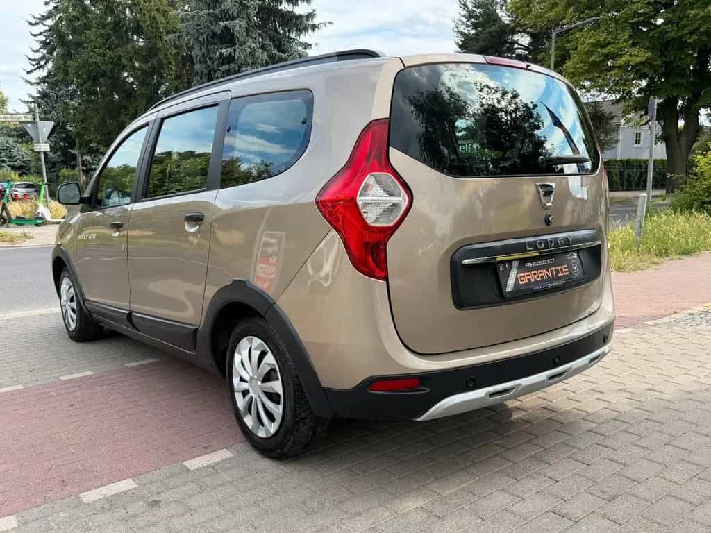 Dacia Lodgy 1.6 SCe STEPWAY*Navi*7xSitze*Tempomat*1.HD 11/2019-photo-6