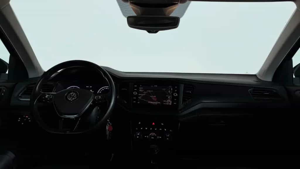 Volkswagen T-Roc 1.5 ACC LANE SHZ PDC AHK TÜV SERVICE 8X 04/2018-photo-11