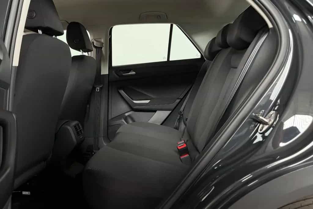 Volkswagen T-Roc 1.5 ACC LANE SHZ PDC AHK TÜV SERVICE 8X 04/2018-photo-18