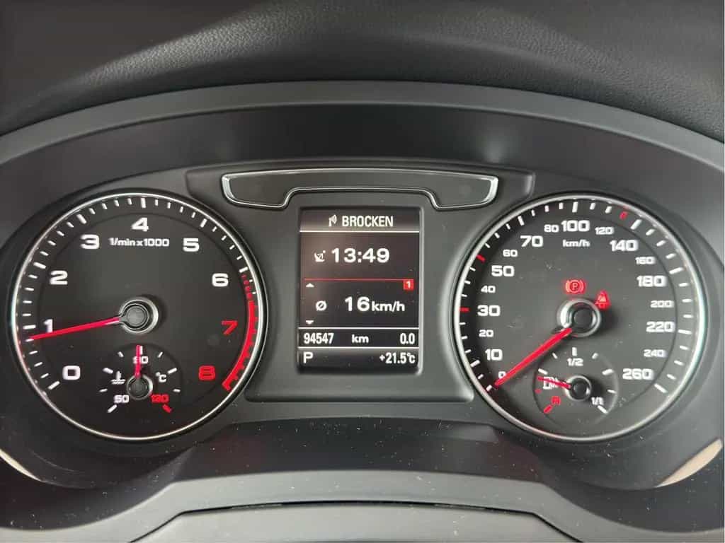 Audi Q3 design 1.4TFSI DSG *LED*MfL*PDC 10/2017-photo-9