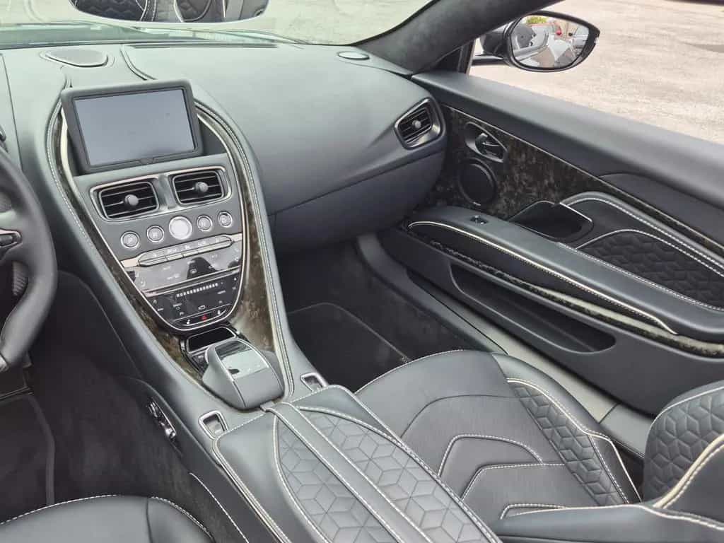 Aston Martin DBS 5.2 V12 Volante/Werksgarantie 09/27/1A 04/2022-photo-15