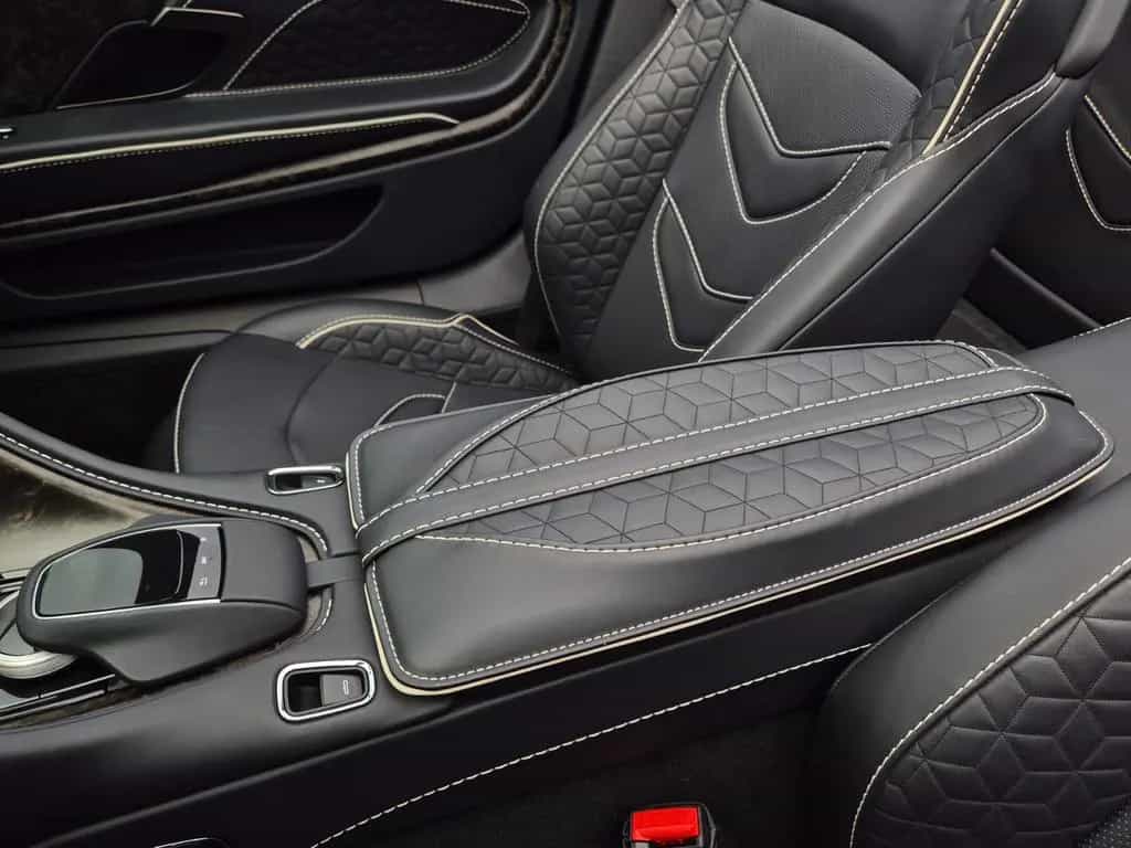 Aston Martin DBS 5.2 V12 Volante/Werksgarantie 09/27/1A 04/2022-photo-17