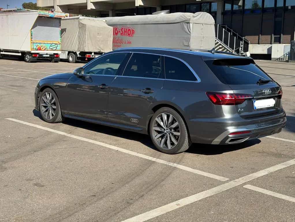 Audi A4 Avant 35 TFSI, S-line, Matrix, ViCo, ACC 07/2020-photo-3