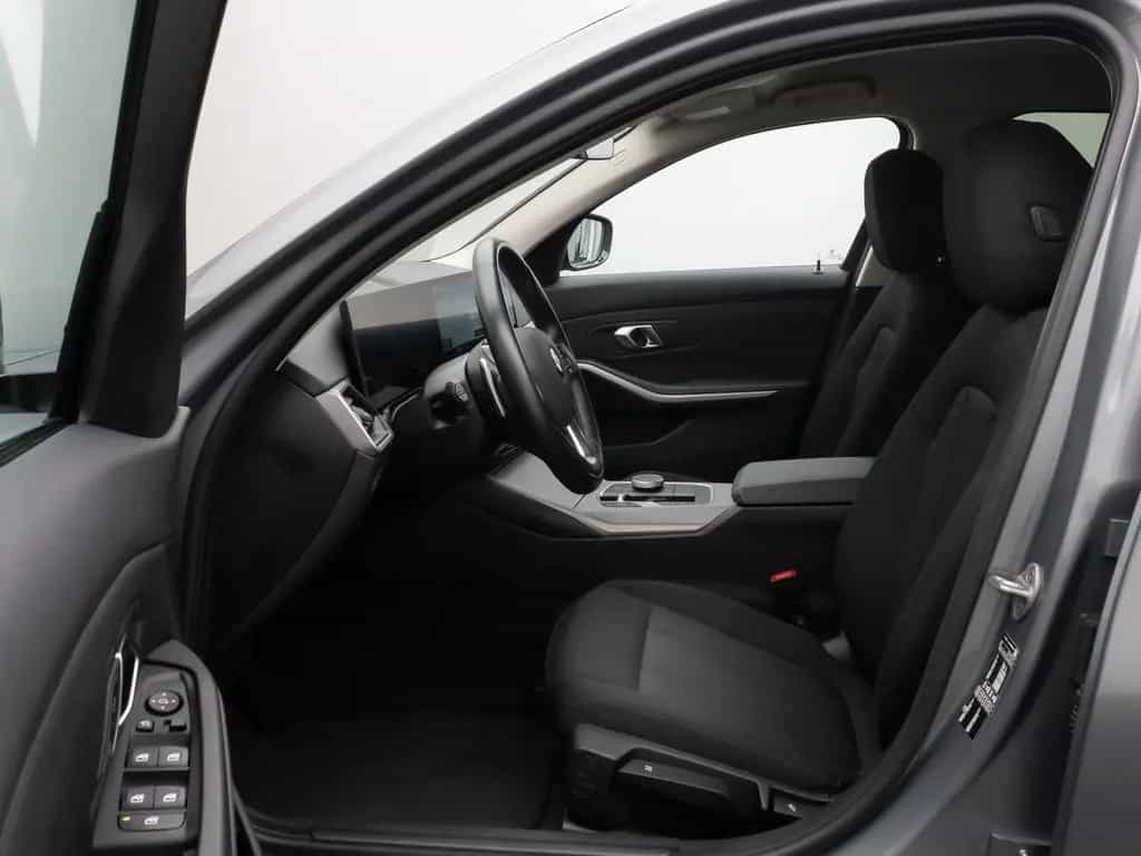 BMW 320 d Kamera DAB HiFi Fernlichtassist Stop&Go LED 11/2022-photo-19