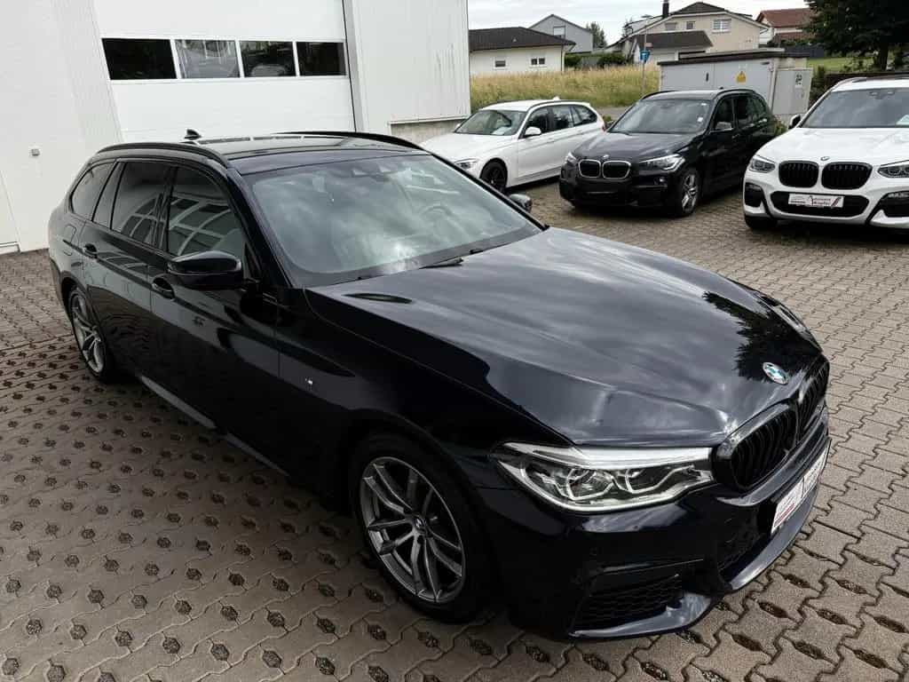 BMW 520 d xDrive Tour M Sport Leder bel. Komfortsitze 11/2019-photo-11