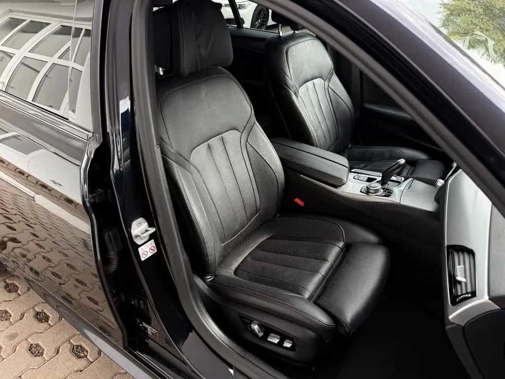 BMW 520 d xDrive Tour M Sport Leder bel. Komfortsitze 11/2019-photo-15