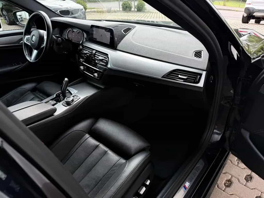 BMW 520 d xDrive Tour M Sport Leder bel. Komfortsitze 11/2019-photo-17