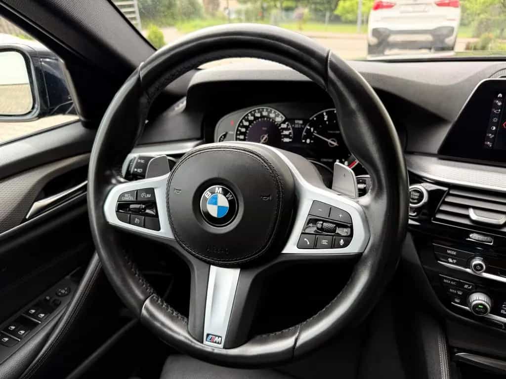 BMW 520 d xDrive Tour M Sport Leder bel. Komfortsitze 11/2019-photo-20