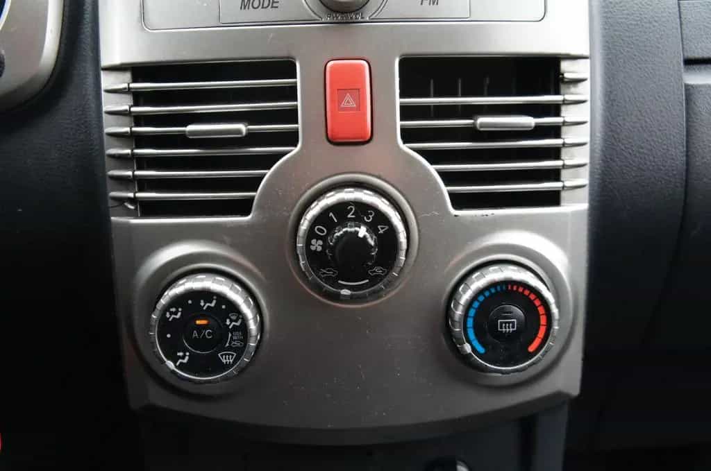Daihatsu Terios 1.5 16V Klima Metallic AHK 77KW Euro 4 06/2006-photo-13
