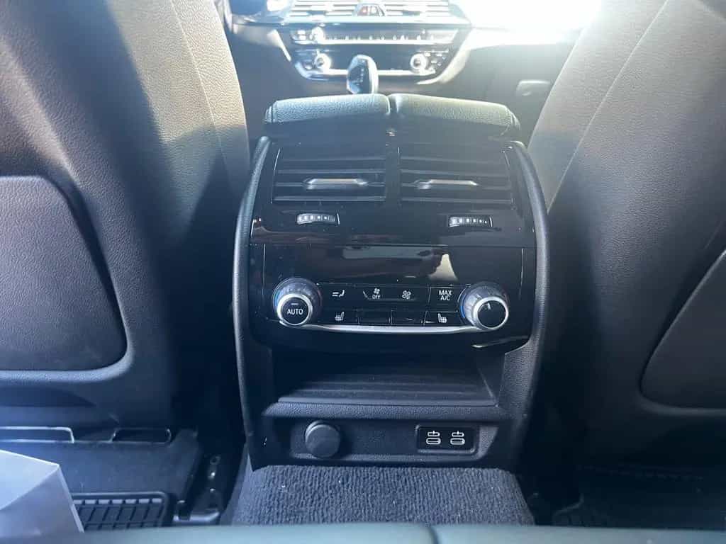 BMW 520 d Touring, M-Paket, AHK, HUD, Panoramadach 06/2021-photo-5