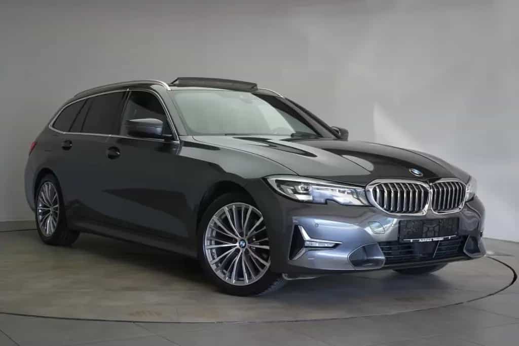 BMW 320 d Touring Luxury Line Leder/ACC/Pano/Virtual 10/2020-photo-0