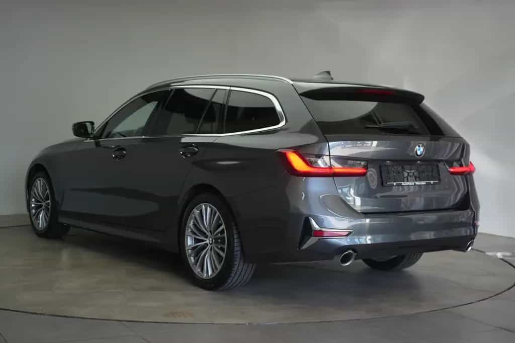 BMW 320 d Touring Luxury Line Leder/ACC/Pano/Virtual 10/2020-photo-4