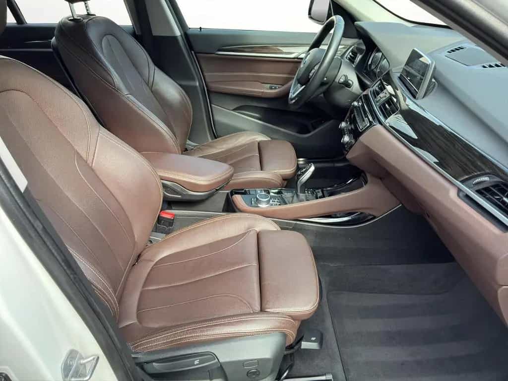 BMW X1 sDrive18i Sport Line AHK KAM 01/2019-photo-16