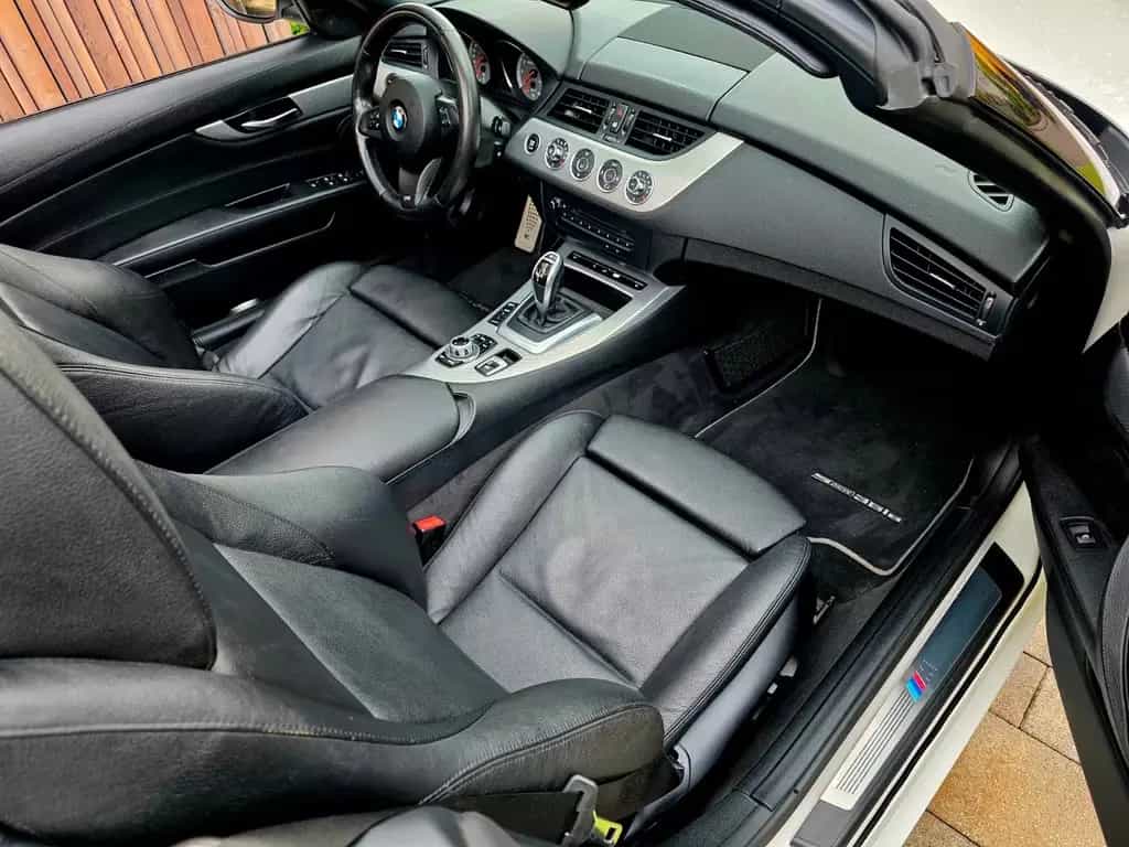 BMW Z4 sDrive 35is 340 PS M Paket Navi PDC Automatik 04/2012-photo-11