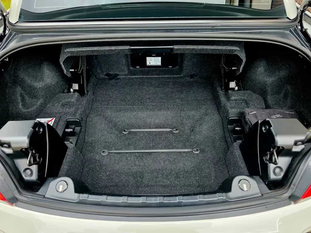 BMW Z4 sDrive 35is 340 PS M Paket Navi PDC Automatik 04/2012-photo-15