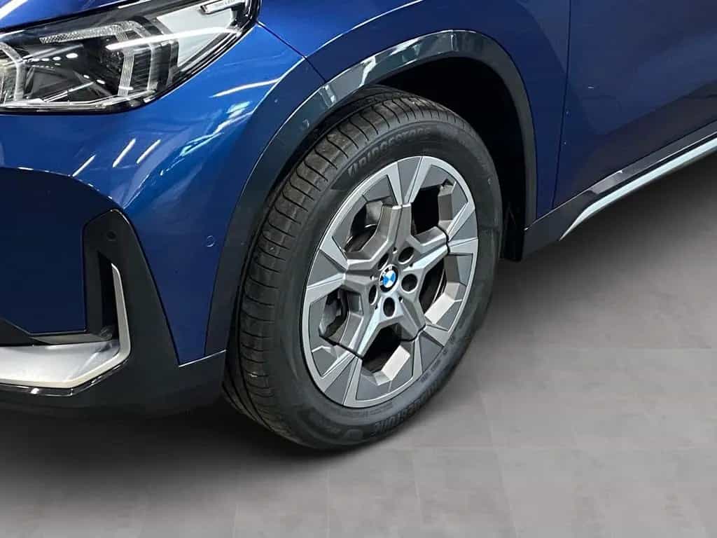 BMW X1 sDrive18d Kamera Driv.Assist Sportsitze LED 04/2023-photo-5