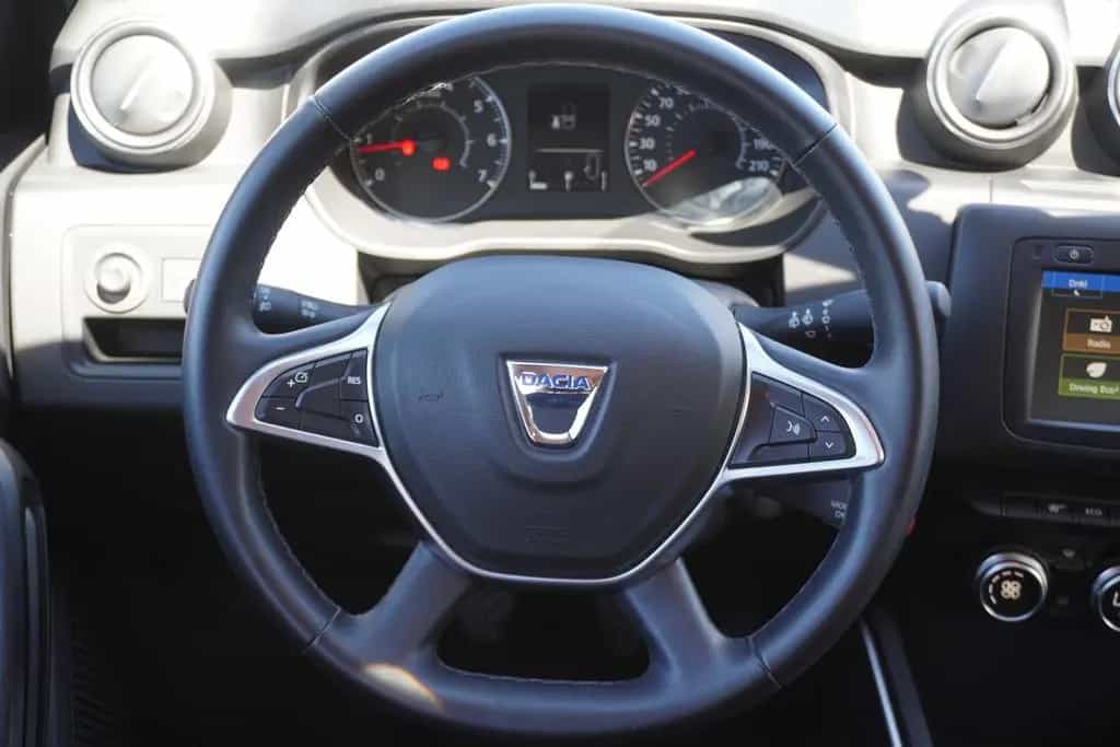 Dacia Duster 1.6 SCe 115 Klimaaut. Navi Tempomat AHK 05/2019-photo-16