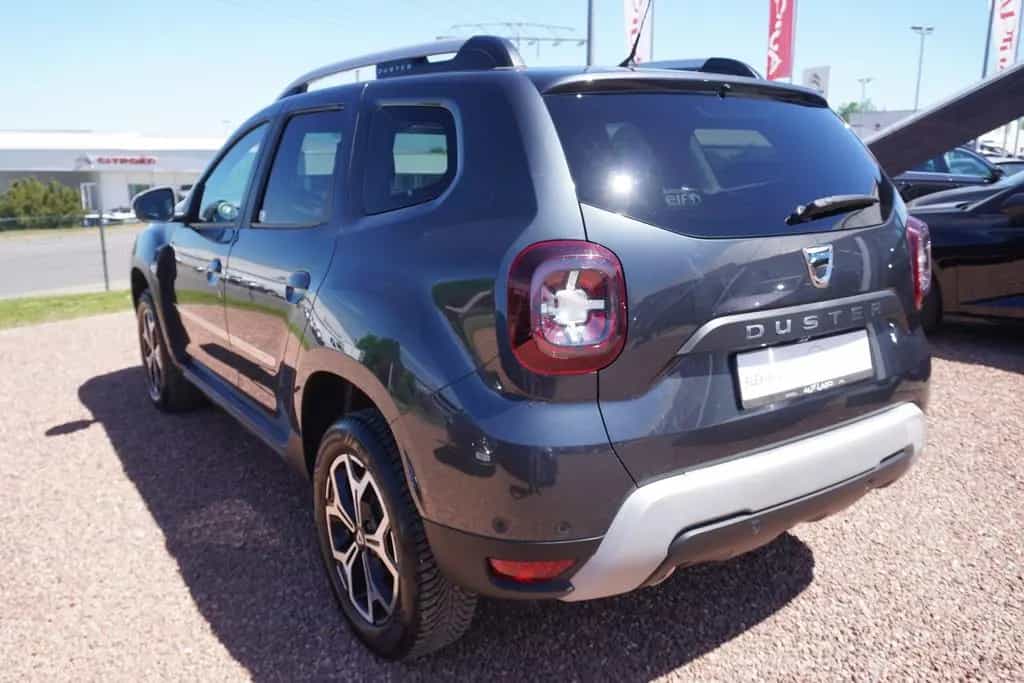 Dacia Duster 1.6 SCe 115 Klimaaut. Navi Tempomat AHK 05/2019-photo-2