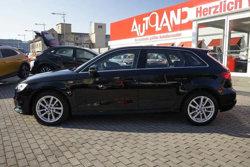 Audi A3 1.0 TFSI Sportback S-Line LED Sitzheizung PDC 11/2018-photo-1