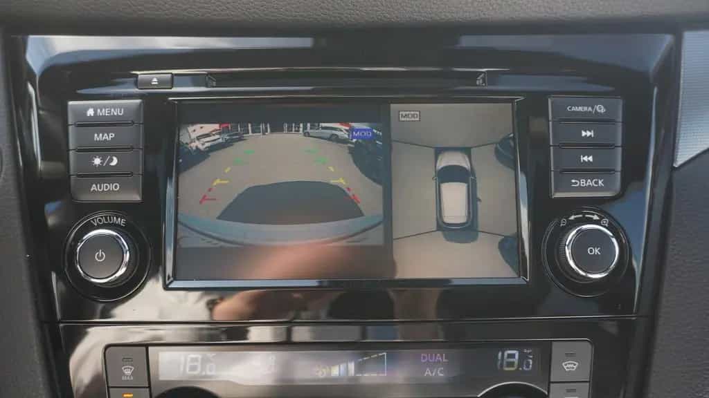 Nissan Qashqai Tekna+ LED Navi ACC Bose Sitzheizung AHK 08/2020-photo-19