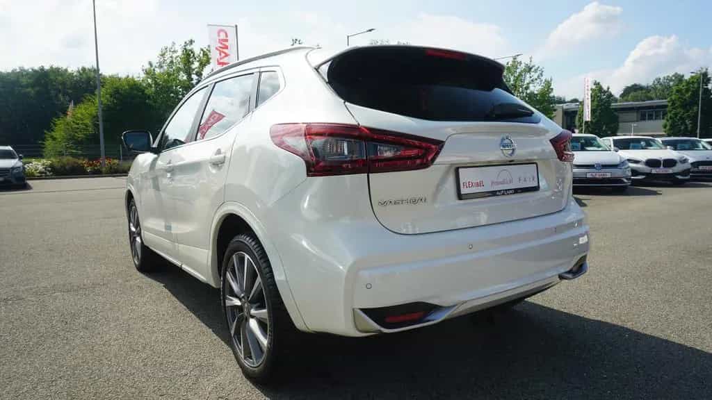 Nissan Qashqai Tekna+ LED Navi ACC Bose Sitzheizung AHK 08/2020-photo-3