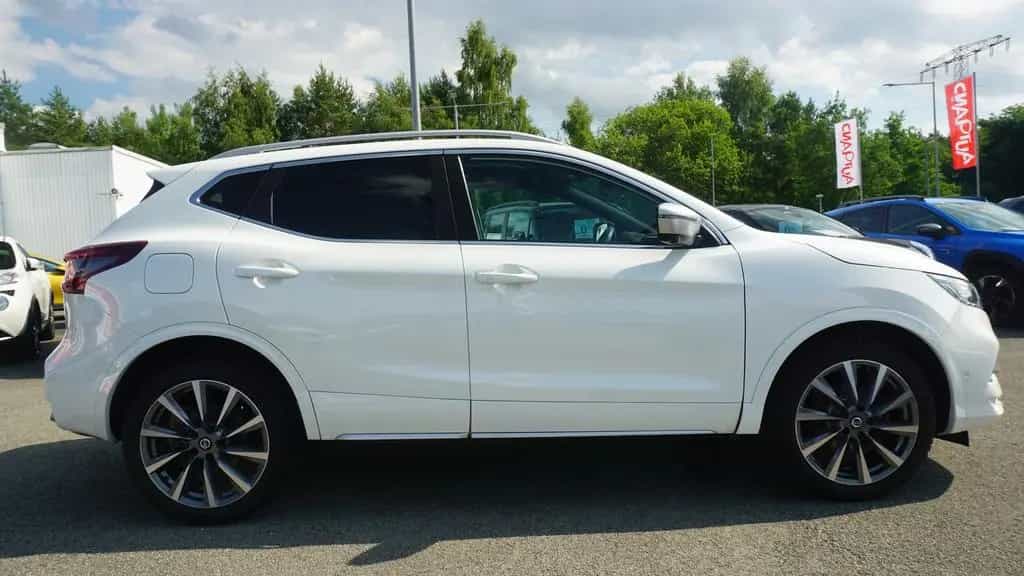 Nissan Qashqai Tekna+ LED Navi ACC Bose Sitzheizung AHK 08/2020-photo-6