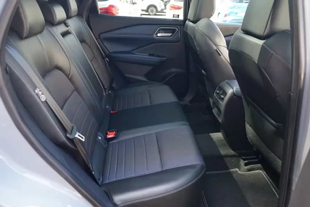 Nissan Qashqai 1.3 M-Hybrid Tekna LED ACC Panorama 360° 07/2021-photo-29